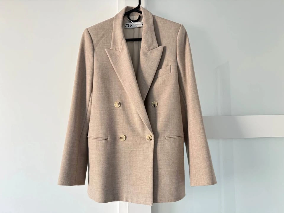 Zara Double-breasted straight-cut Blazer