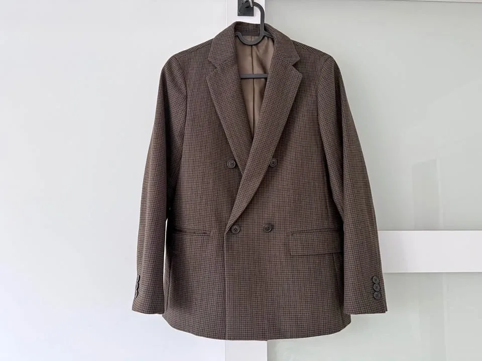 UNIQLO Women’s Double-Breasted Blazer