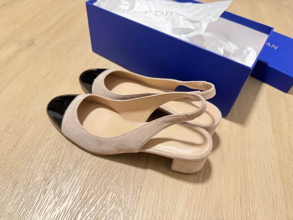 Stuart Weitzman Addy Suede & Patent Leather Slingback Pumps - photo 2