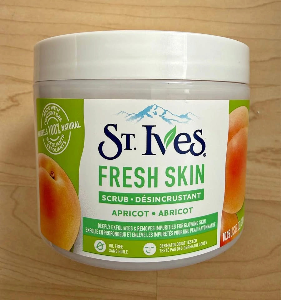 Brand New St. Ives Apricot Scrub 4-Pack