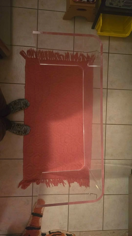 Clear Acrylic Coffee Table - photo 2