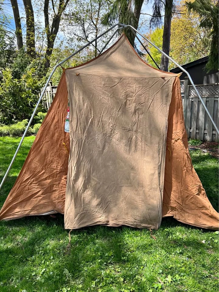 Vintage Woods Canvas Tent 8'x8'