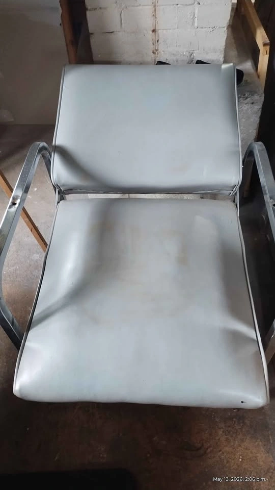 Hair Dressing Sink and Chair - photo 3