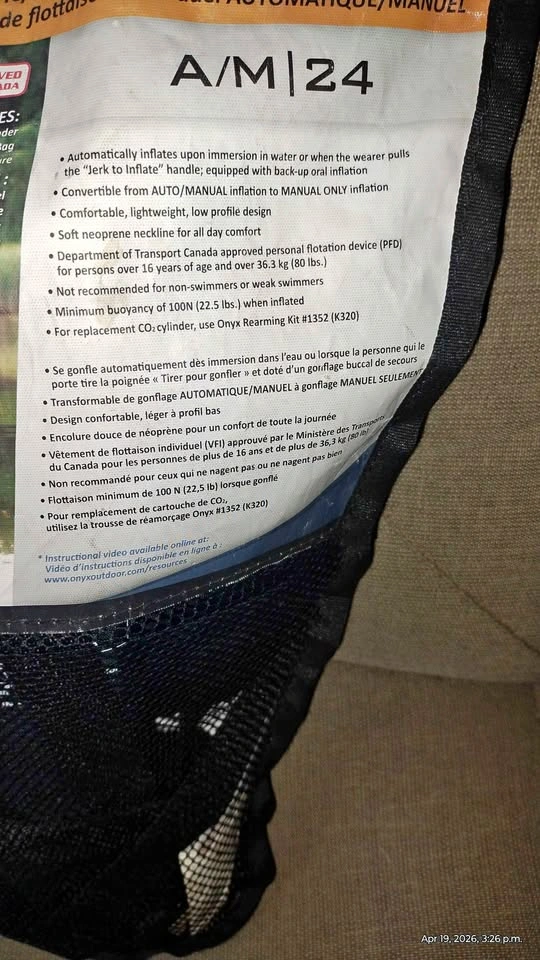 Self inflating life jacket