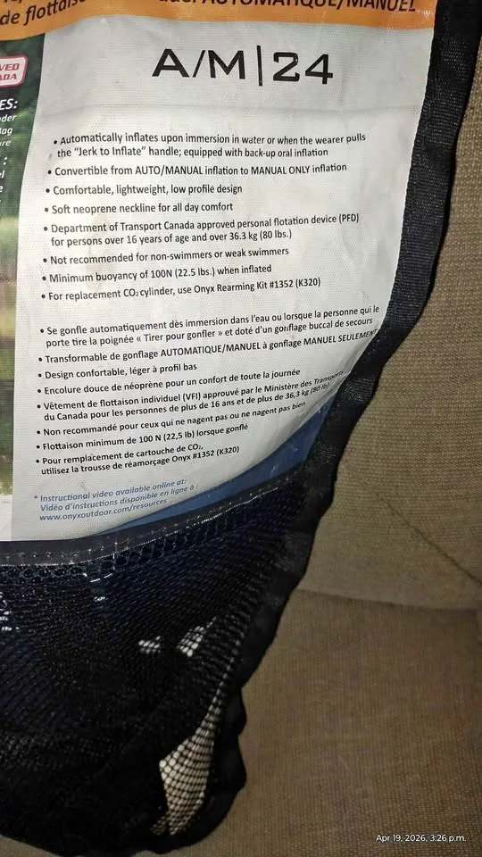 Self inflating life jacket