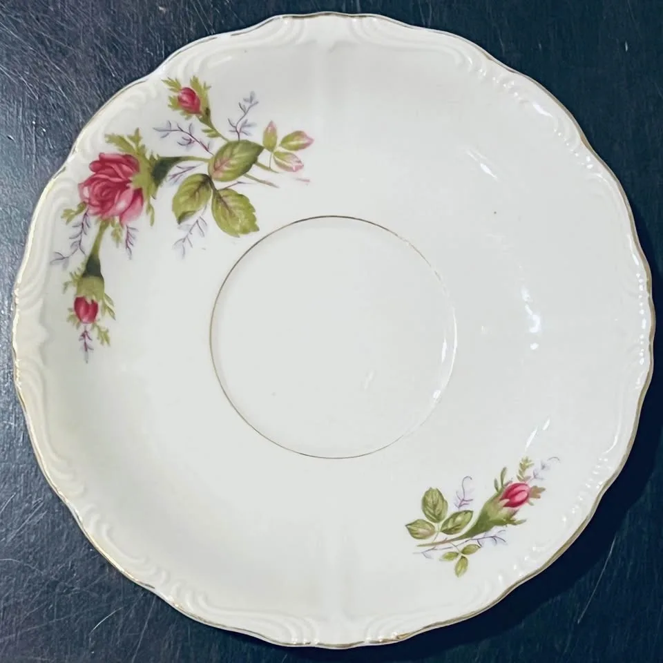 Vintage Footed Tea Cup and Saucer Floral Set - photo 3