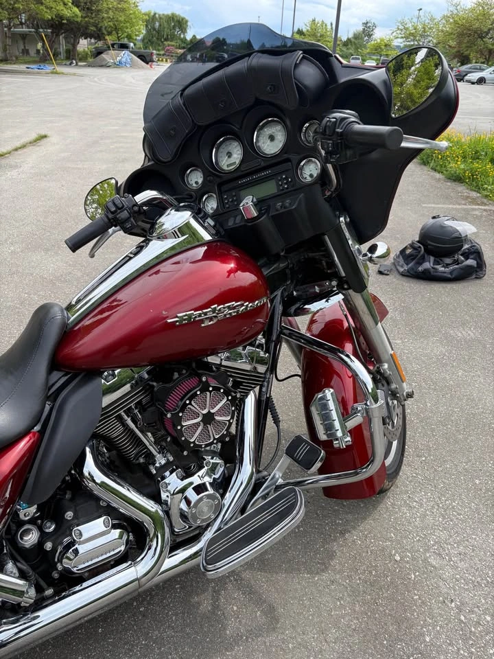 2009 Harley-Davidson Street Glide - photo 2