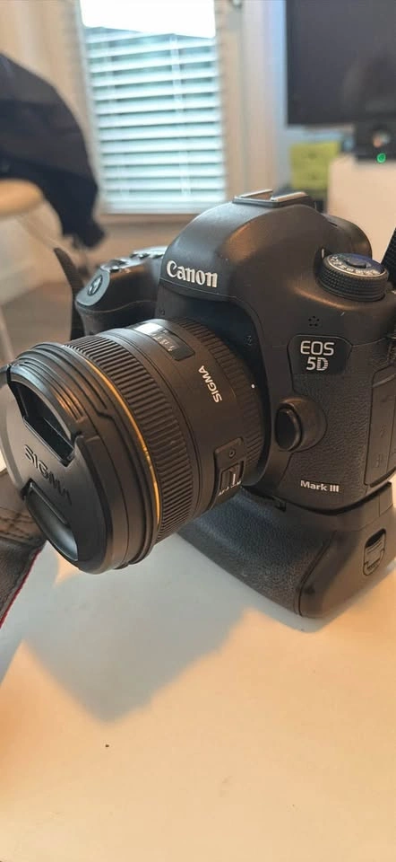 Canon 5D Mark III Camera Kit with Sigma & Canon Lenses - photo 2