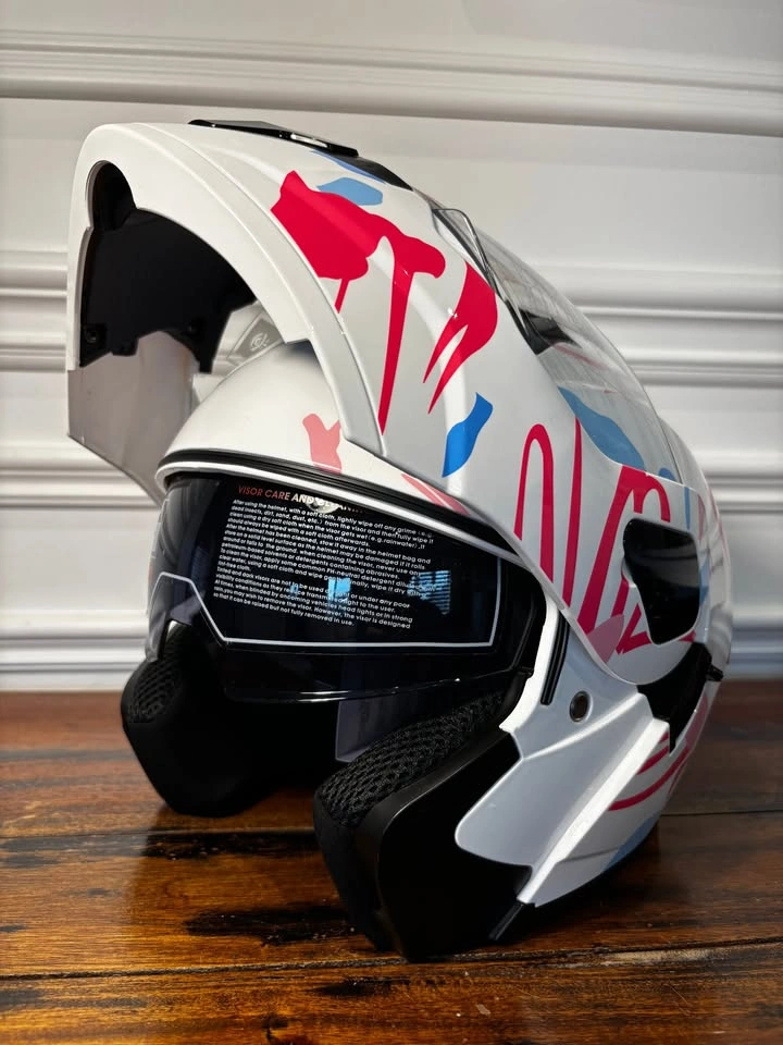 DOT Approved Motorcycle Helmet XL - Brand New - photo 4