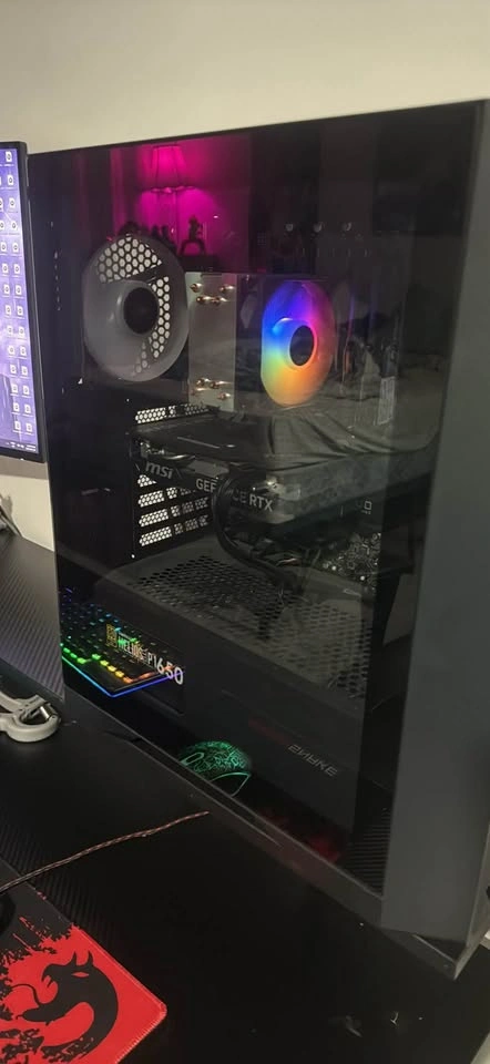 RTX 4060 Gaming PC - photo 2