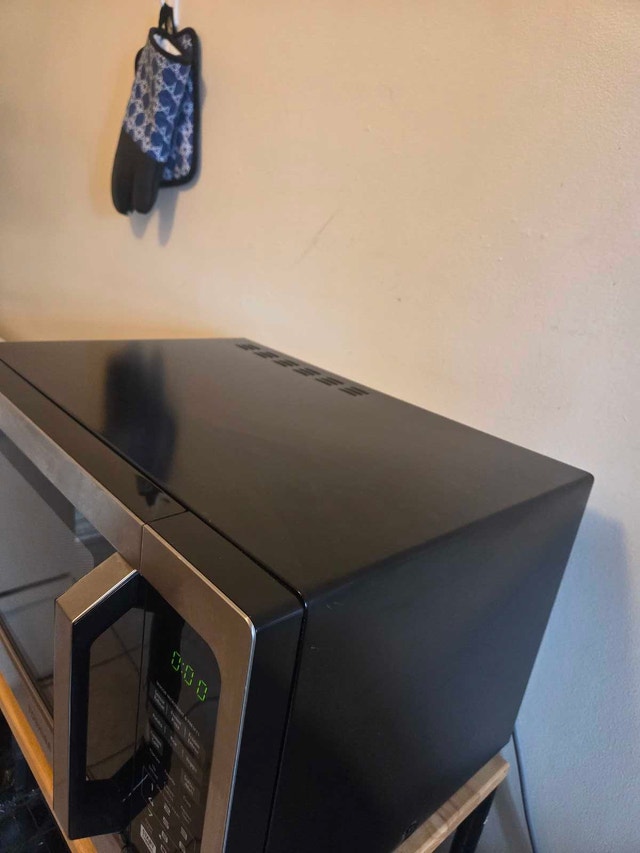 Toshiba Microwave - photo 5