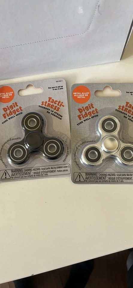24 Fidget Spinners - $10 for All - photo 3