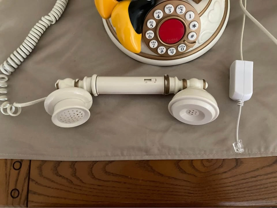 Minnie Mouse RARE Desk Vintage Telephone #1425 - photo 2