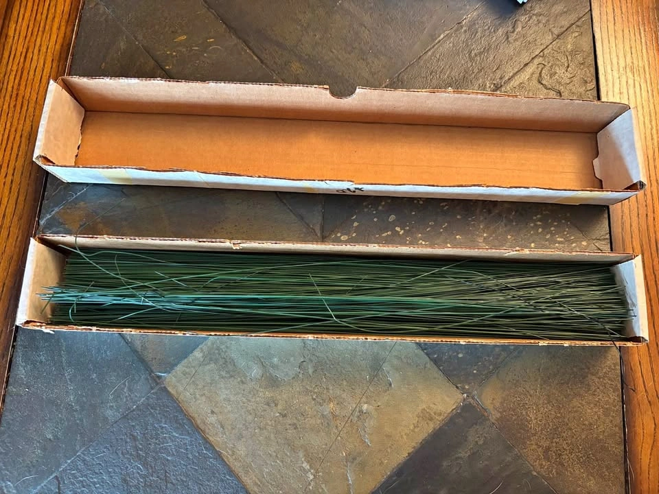 Florist Wire Green 20 Gauge 18"L