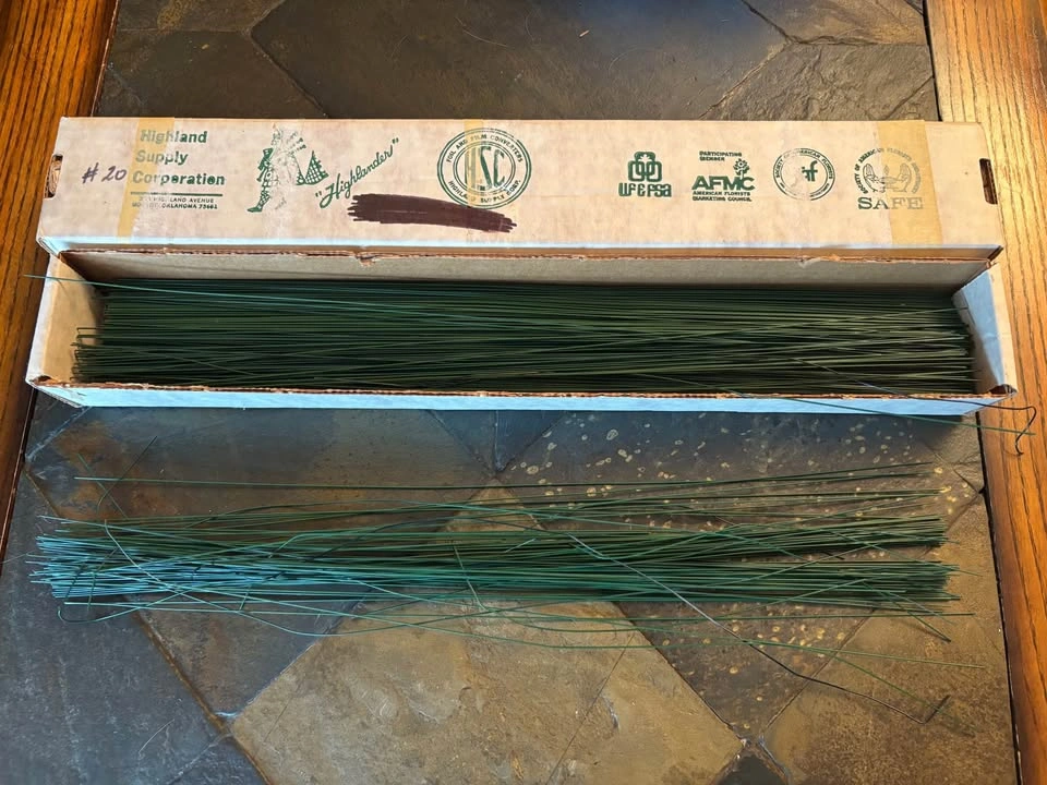 Florist Wire Green 20 Gauge 18"L - photo 2