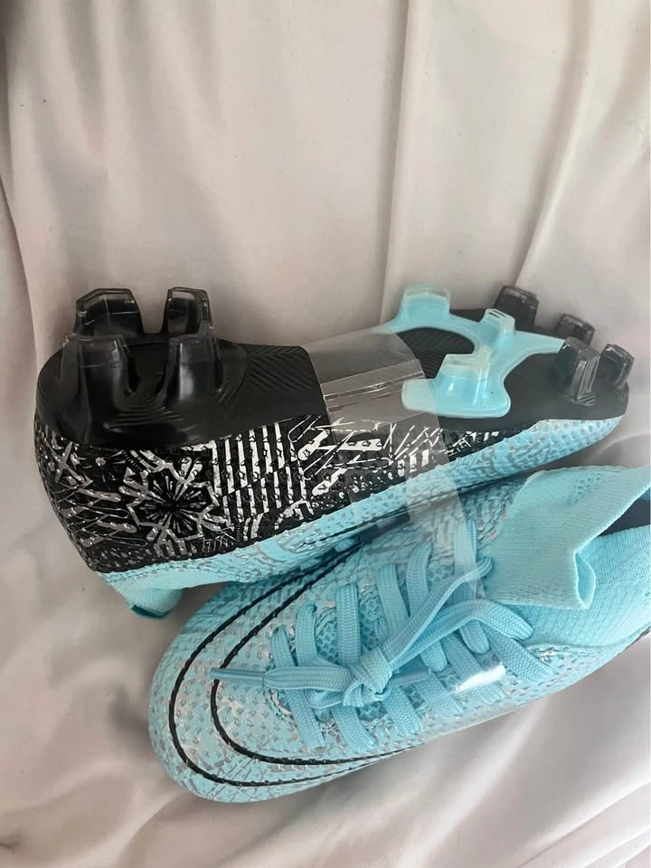 Little kids soccer cleats - photo 2