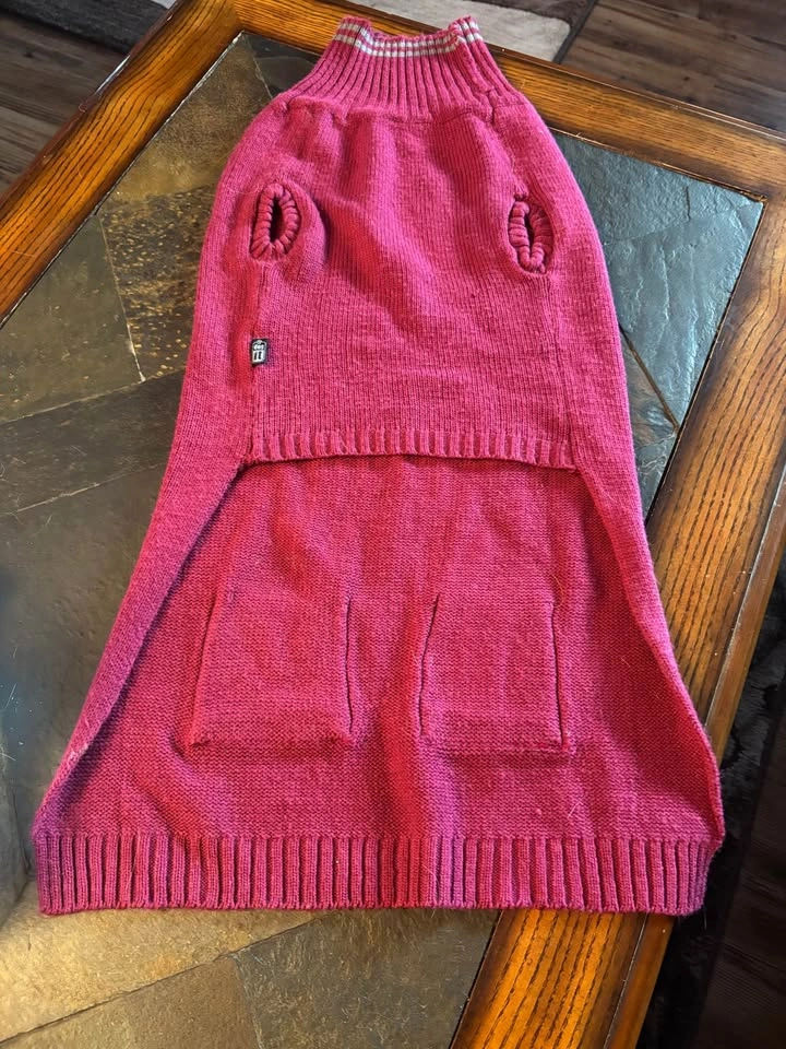 Dog Sweater Med/Lg With 2 Pockets - photo 2