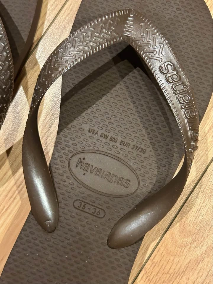 NEW Havaianas Flip Flops Brown Size 35-36 - photo 2