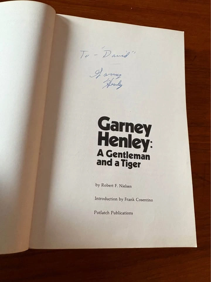 Signed Hamilton Tiger Cats Football Legend Garney Henley Book 🏈 - photo 2