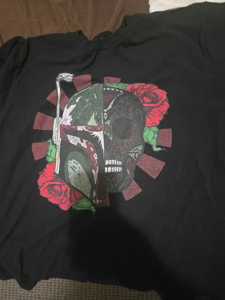 Four Large Star Wars T-shirts - photo 4