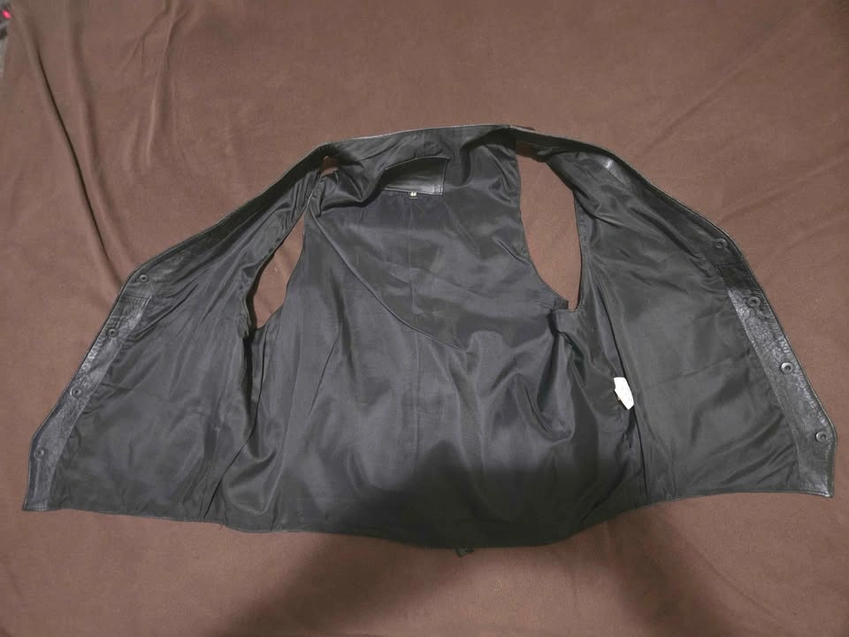 Vintage Black Leather Biker Vest by Sharps Fashion Toronto - photo 3
