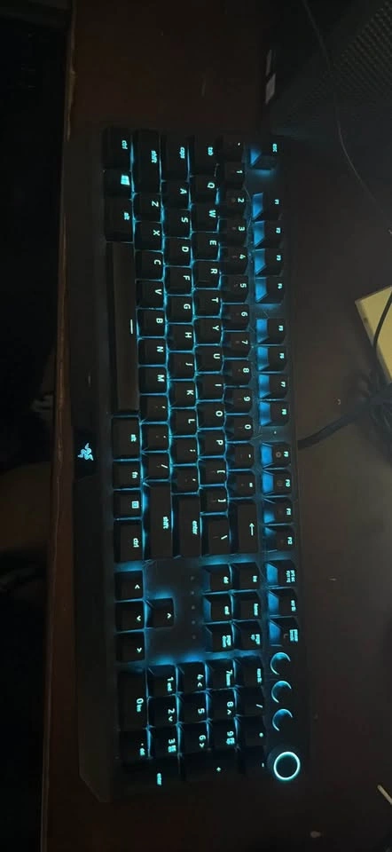 Lenovo ThinkCentre Desktop Setup - 4TB, Win 11 Pro, Razer Keyboa - photo 4
