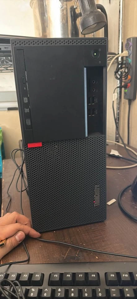 Lenovo ThinkCentre Desktop PC - i5-7500 / 8GB RAM / Win 11 Pro - photo 2