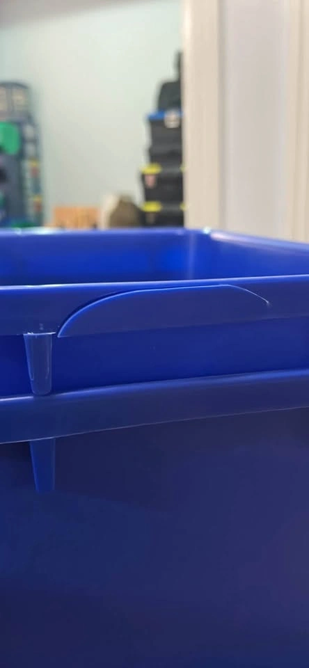 Blue recycling bin (United Solutions 7 Gallon / 28 Quart) - photo 3