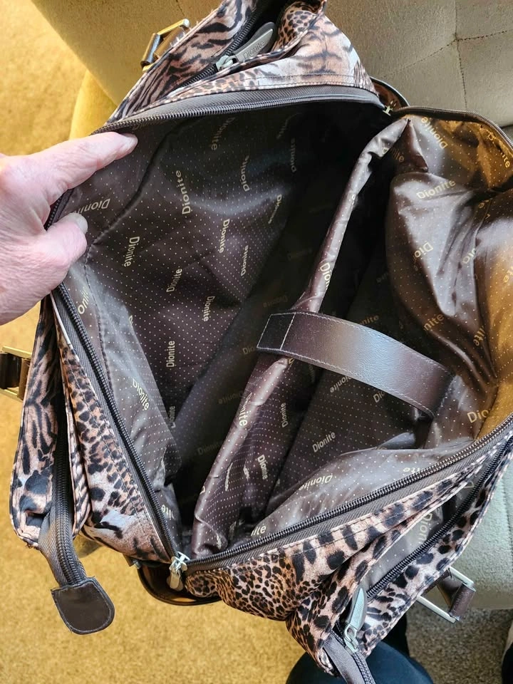 Dionite Animal Print Travel Tote Bag - photo 4