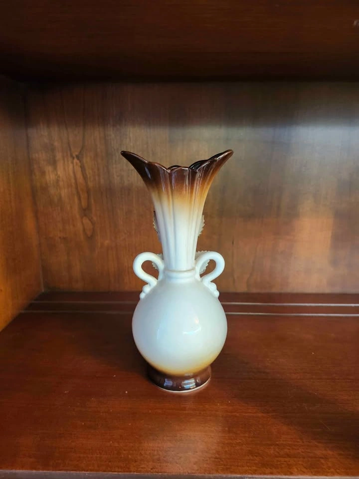 Vintage porcelain vase - photo 3