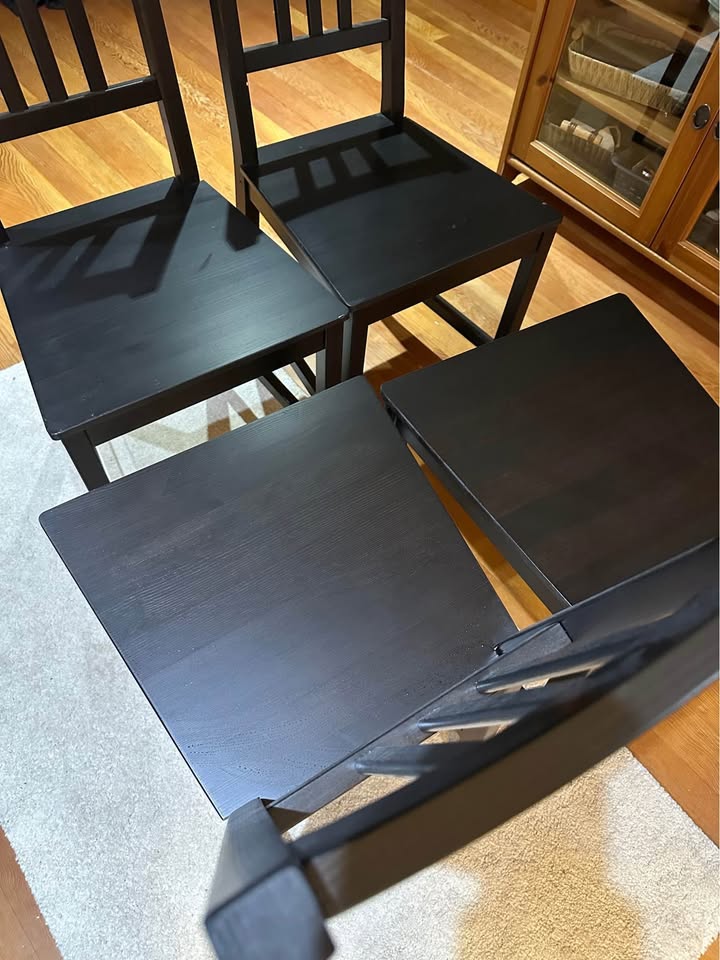 4 Dining Chairs - photo 2
