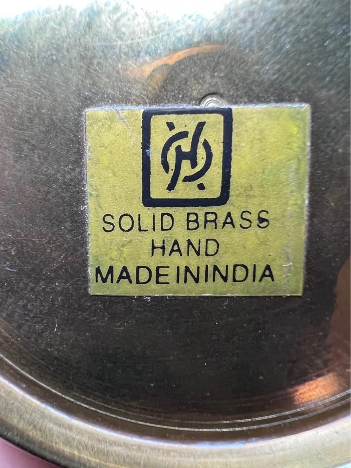 Vintage Brass Bowl India Heart Cutouts Hinged Handle - photo 4