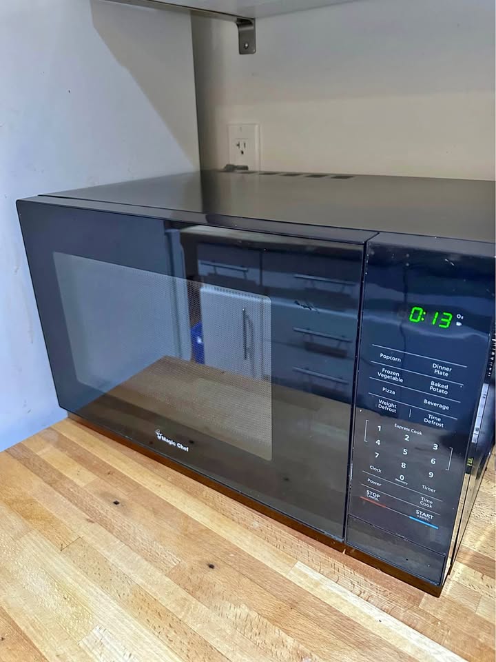 Magic Chef Microwave