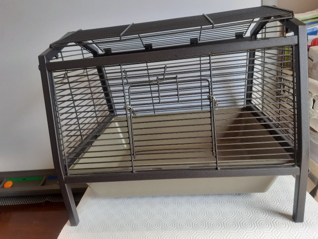 Small Animal Cage with Tray - Rabbit, Guinea Pig, Hamster