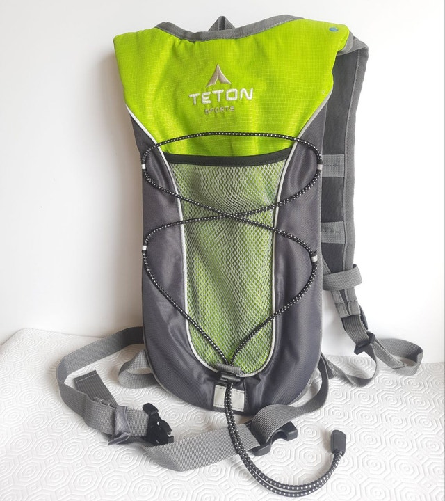 Teton Sports Hydration Backpack Lime/Gray