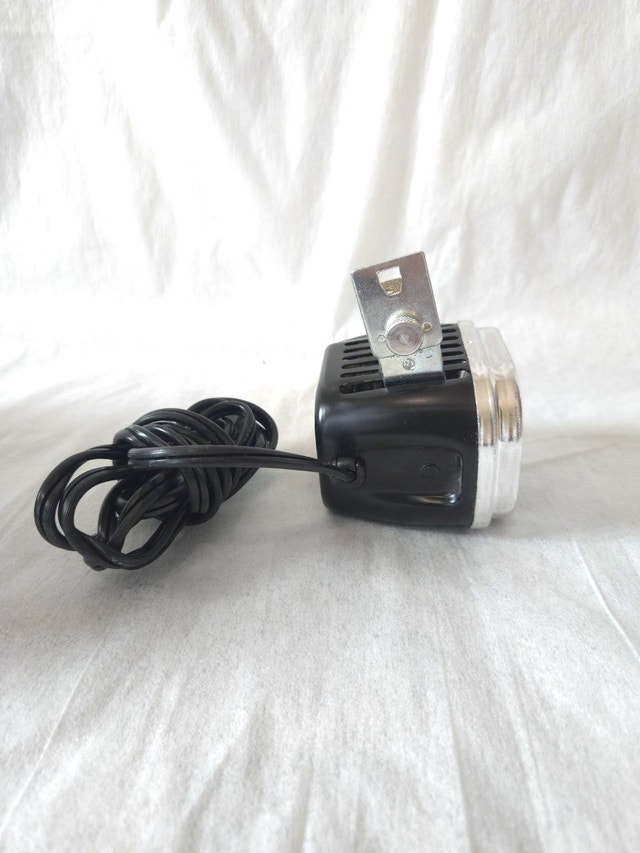 Acme Movie Camera Light Model 709 650W - photo 5