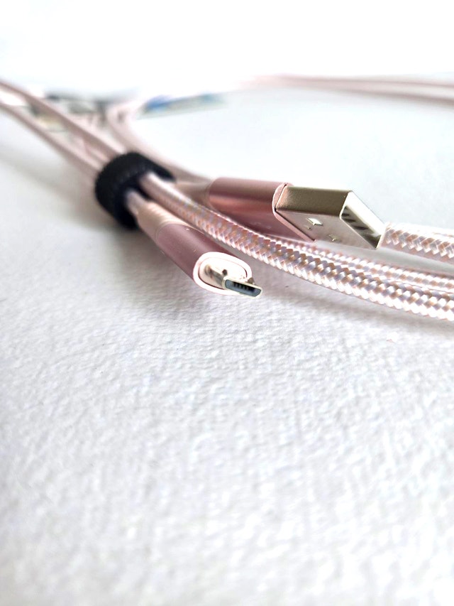 Silverback 10ft 2A Micro USB Charging Cable - photo 3