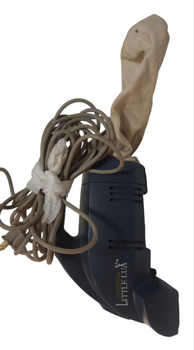 Vintage Little Lux Handheld Vacuum Cleaner - photo 5