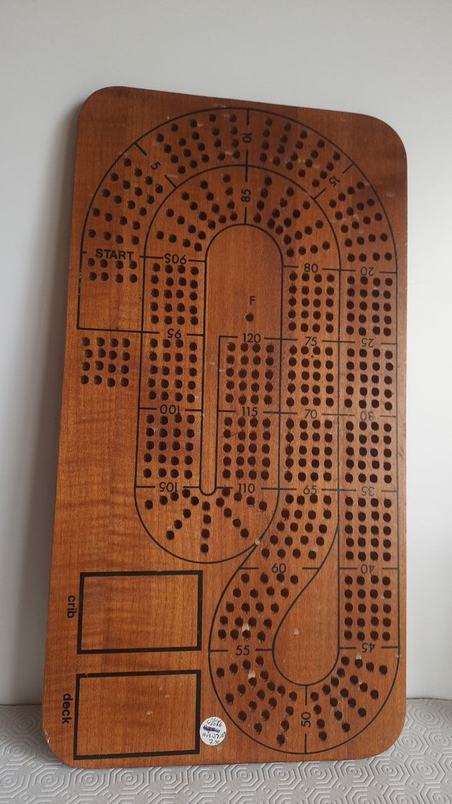 Vintage Wood Cribbage Board 120 Points Track Card Game