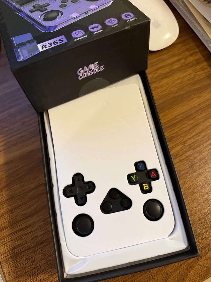 Open Box - Tested - R36S handheld game console - photo 2