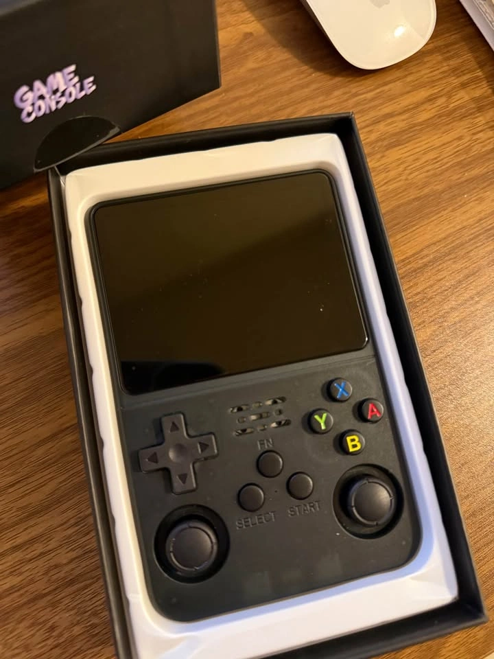 Open Box - Tested - R36S handheld game console - photo 3