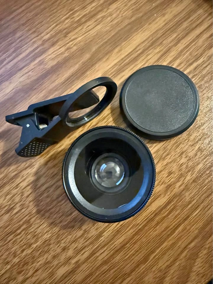 0.45X Phone Lens Clip-on Super Wide Angle Macro Kit