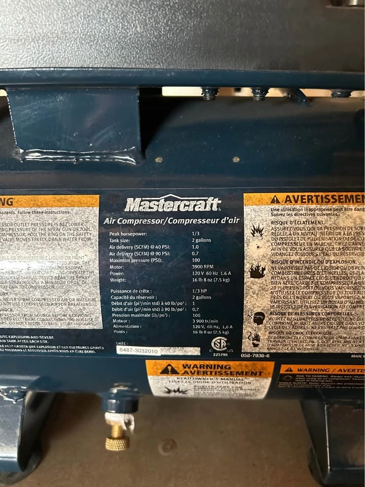 Mastercraft 2 Gallon Air Compressor - photo 2