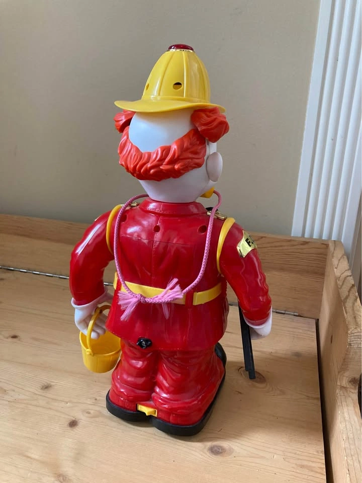 1989 Vintage New Bright Bump'n Benny Fireman Clown - photo 2
