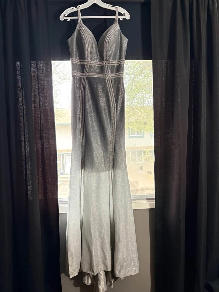 Graduation/Special Event Dress - XS - photo 3
