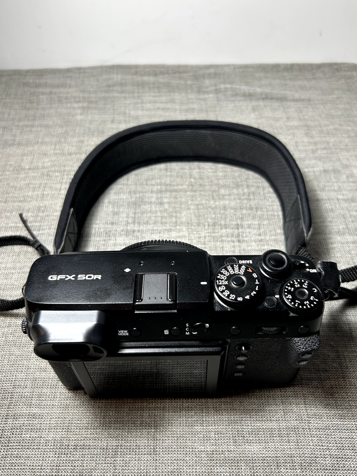 Fujifilm GFX 50R Medium Format Camera Body (Excellent) - photo 2