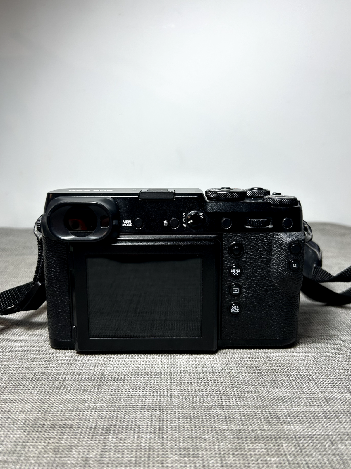 Fujifilm GFX 50R Medium Format Camera Body (Excellent) - photo 4