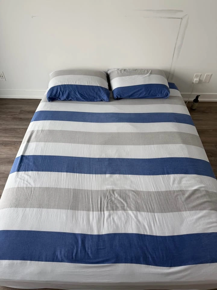 Queen Size Mattress - photo 2