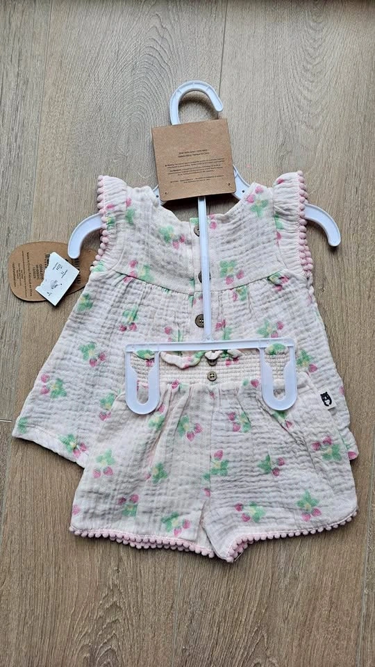 Girl’s clothes - size 12 M - brand new
