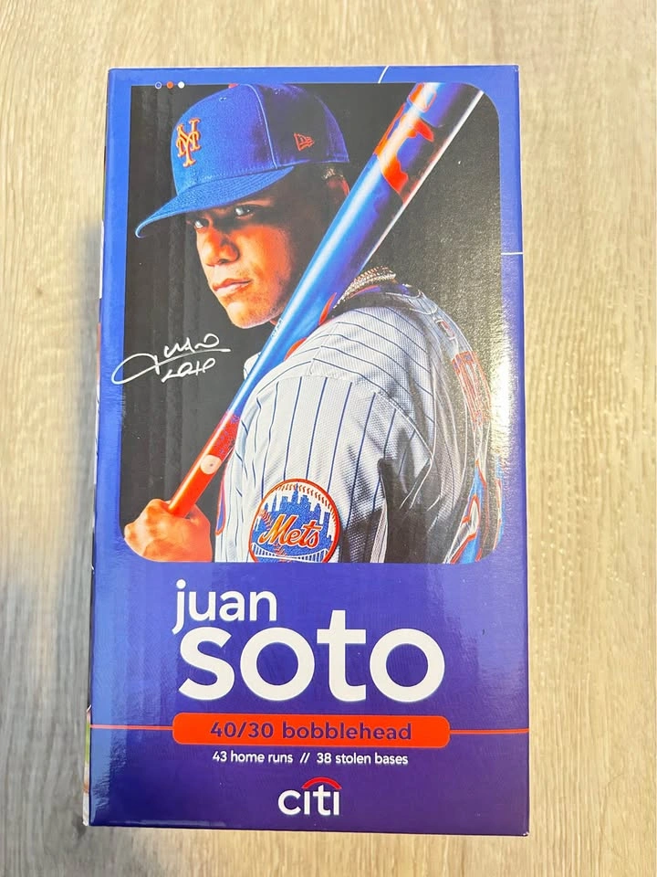 Juan Soto 40HR/30SB Bobblehead (Citi Field 4/11/26) - NEW - photo 2